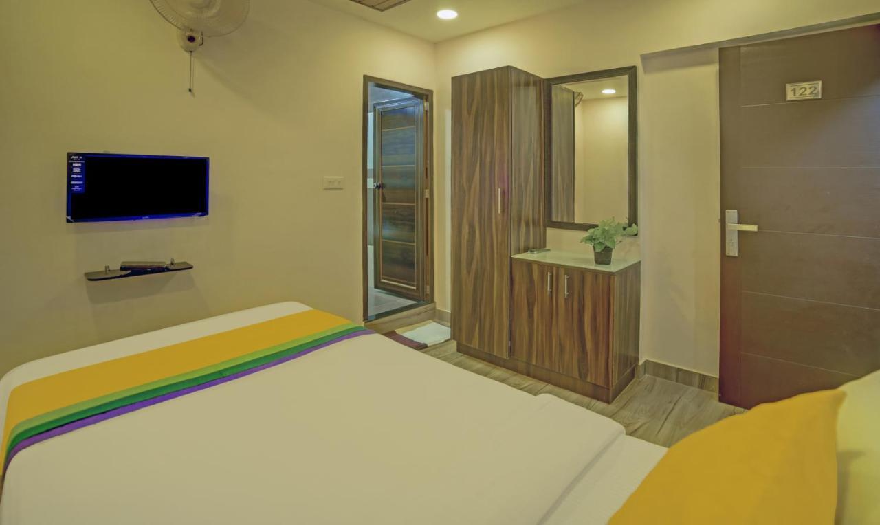 Treebo Trip Majestic Inn Thampanoor Thiruvananthapuram Extérieur photo
